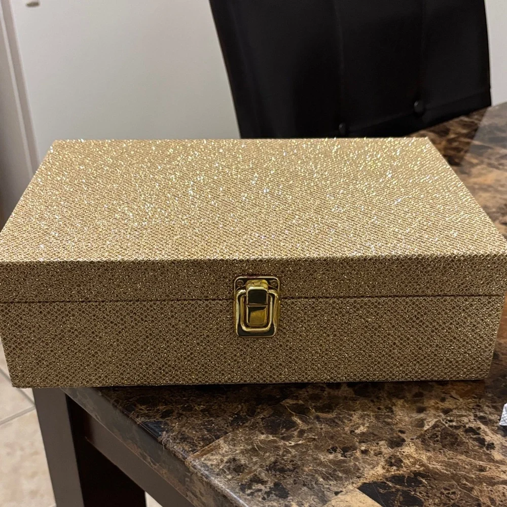 💛🌟🤩Jewelry Box🤩🌟💛 - Picture 4 of 12